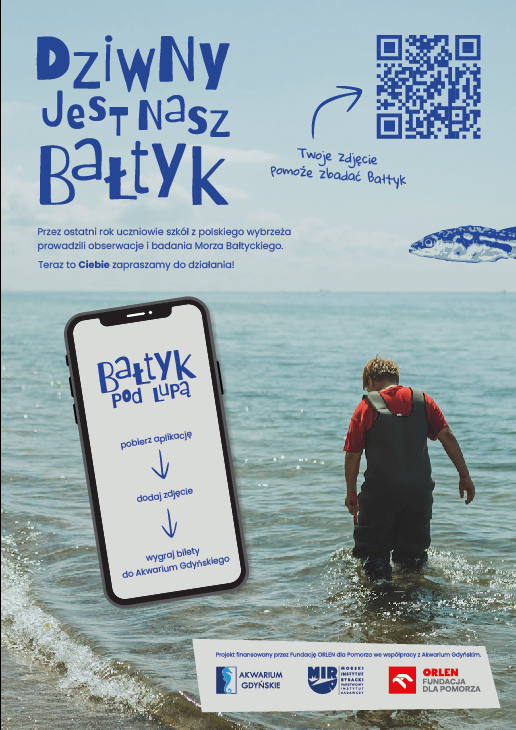 Plakat aplikacji Bałtyk pod lupą z napisem: Dziwny jest nasz Bałtyk.